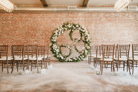 Little Hill Floral Designs, Little Hill, OC Florist, Blushing Beauty, Ceremony, Ceremony Magazine, Ceremony Blog, Wedding Flowers, Floral Design, Floral Hoop