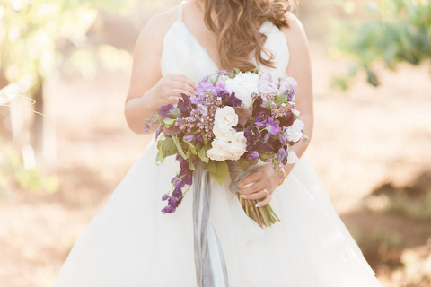 Colorful wedding hosted at Mahogany Mountain, Colorful Wedding, Mahagony Mountain Vineyard, Little Hill Floral Designs, Little Hill Designs, OC Florist, LA Florist, Luxury Florist, A good affair